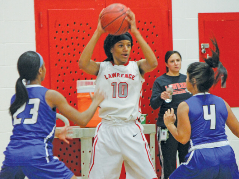 ‘Defensive menace’ Khalin Hemingway the heart of LHS girls’ basketball