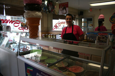 City Deli owners open downtown ice cream shop