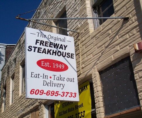 Mystery Muncher: Original Freeway Steakhouse
