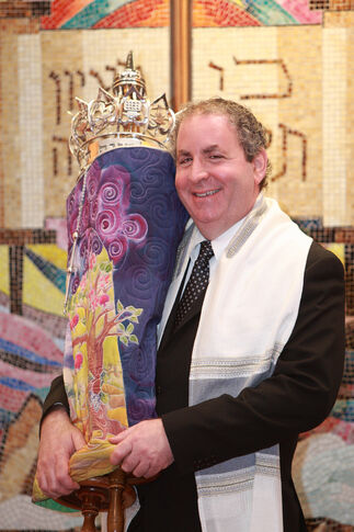Cantor Binder honored at Beth Chaim gala