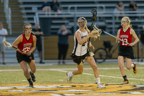 Cage nets hundredth for HoVal