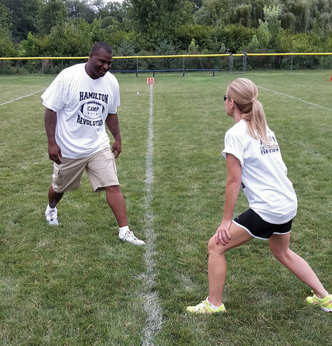 Mayor and former NFL All-Pro visit Hamilton Pop Warner