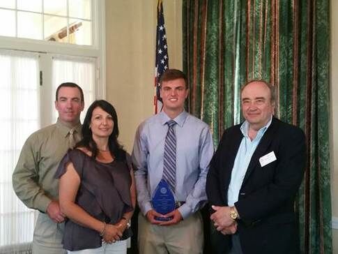 Durling receives 2015 Lion Woodward Scholarship
