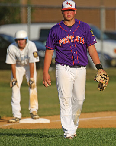 On the diamond or the football field, Delcampe proves useful
