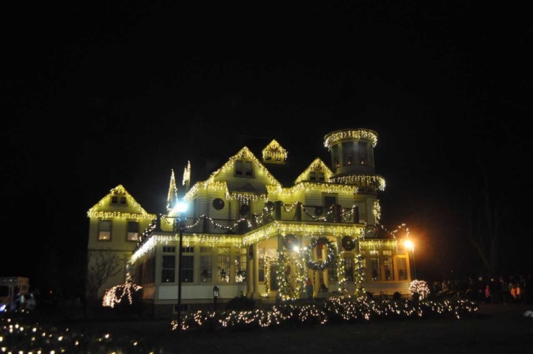 Experience Christmas 1890s style at the Kuser Mansion