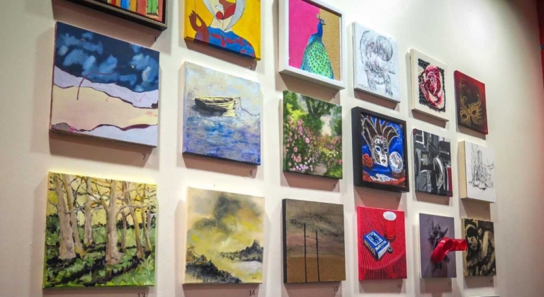 Local artists transform blank canvases to benefit West Windsor Arts Center