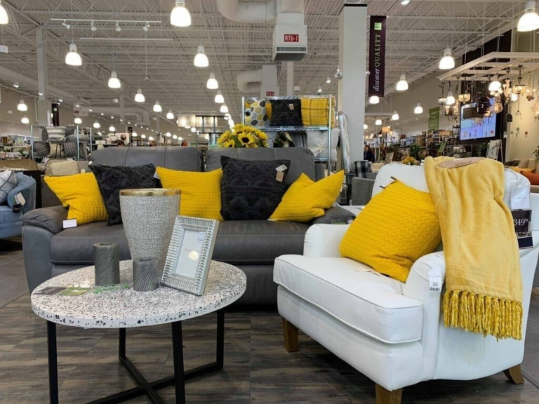 2 stores to open Thursday morning in Nassau Park
