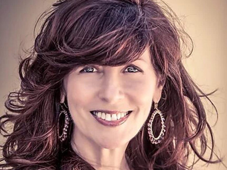 Melinda Buckley: How I came to fly solo at Passage Theatre