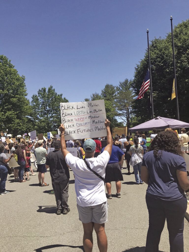Residents seek accountability from Hopewell Township police
