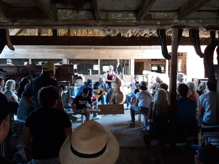 Fiddlin’ Around at Howell Farm
