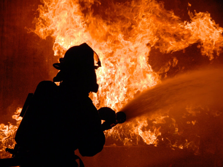 Juvenile escapes fire that killed sister, grandmother