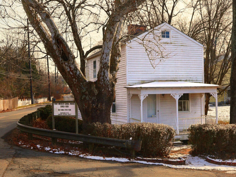 Lawrence’s Port Mercer House featured in Canal House Challenge
