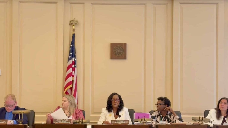Committee votes on school funding transparency